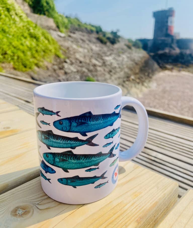 Les Minquiers Mackerel large Ceramic mug - Image 2